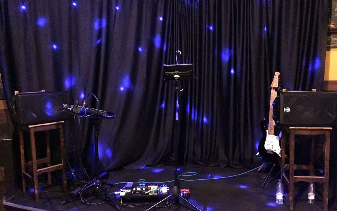 Actuación en el pub The Horseshoe